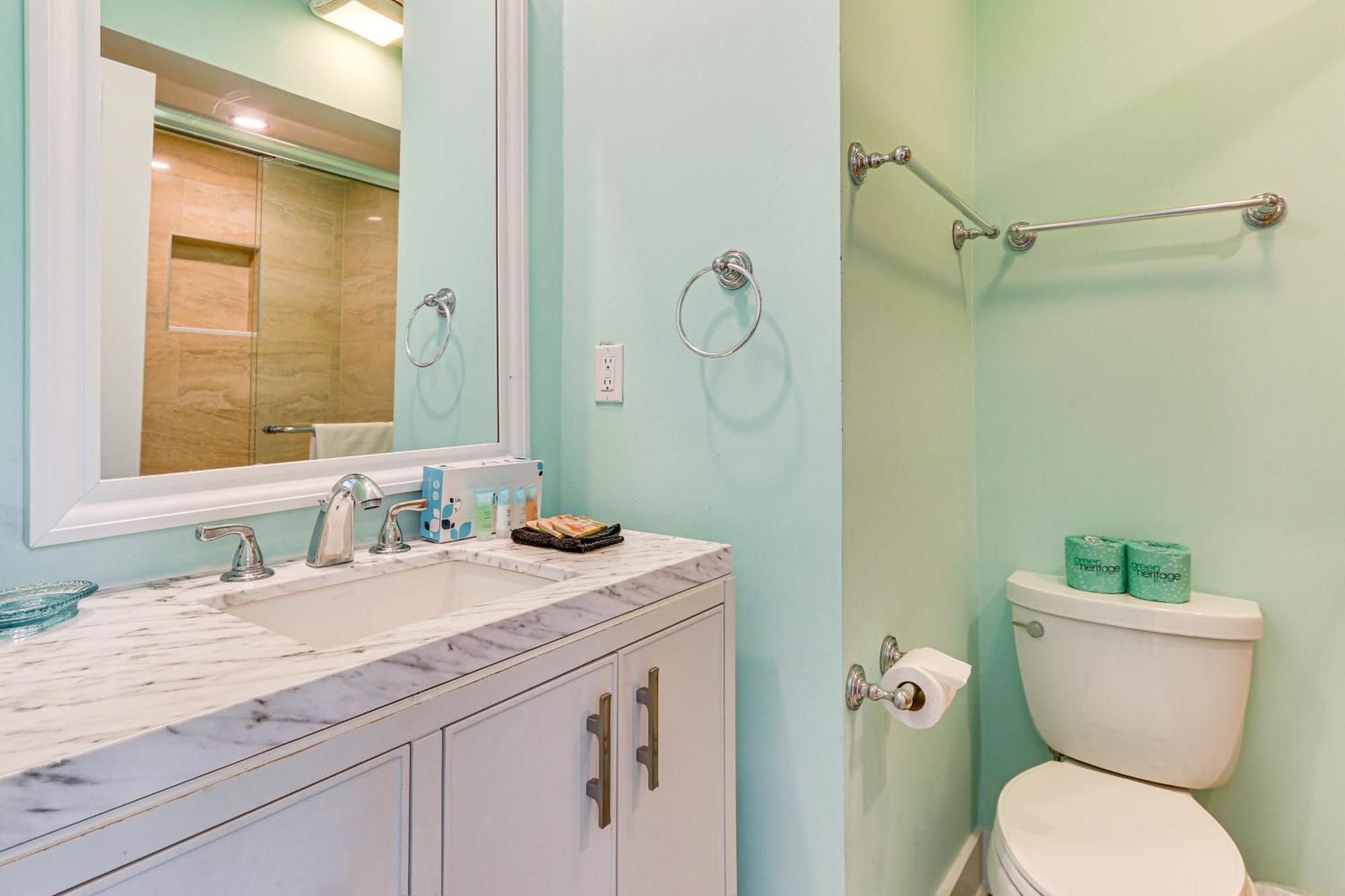 Coligny Gem With Community Perks Walk To Beach Hilton Head Island Exterior photo